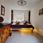 Maison De Maitre & Vila *