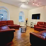 Maison De Maitre & Vila *