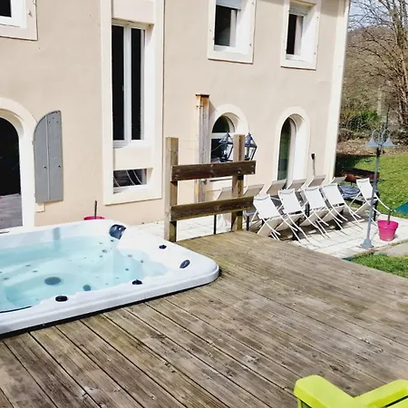 Villa Gitedaval Maison De Maitre & *