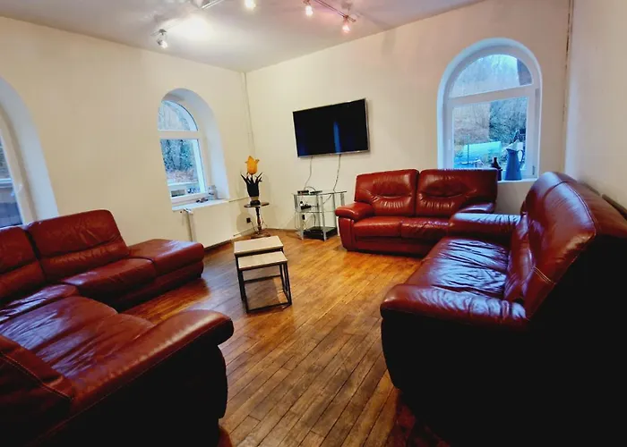 Maison De Maitre & *