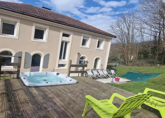 Вилла Maison De Maitre &